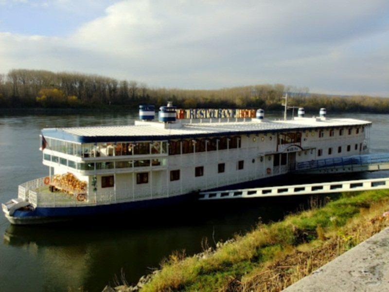 Botel Marina Bratislava Luaran gambar